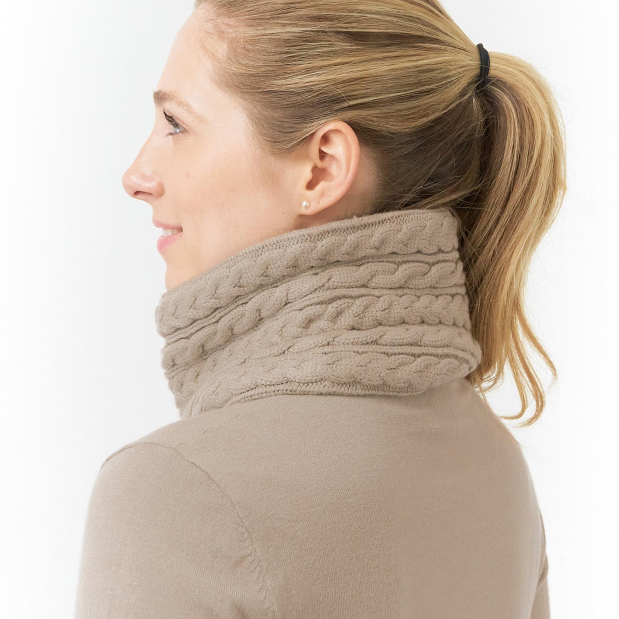 Pure Golf Suzie Waterproof Lined Snood Cappuccino